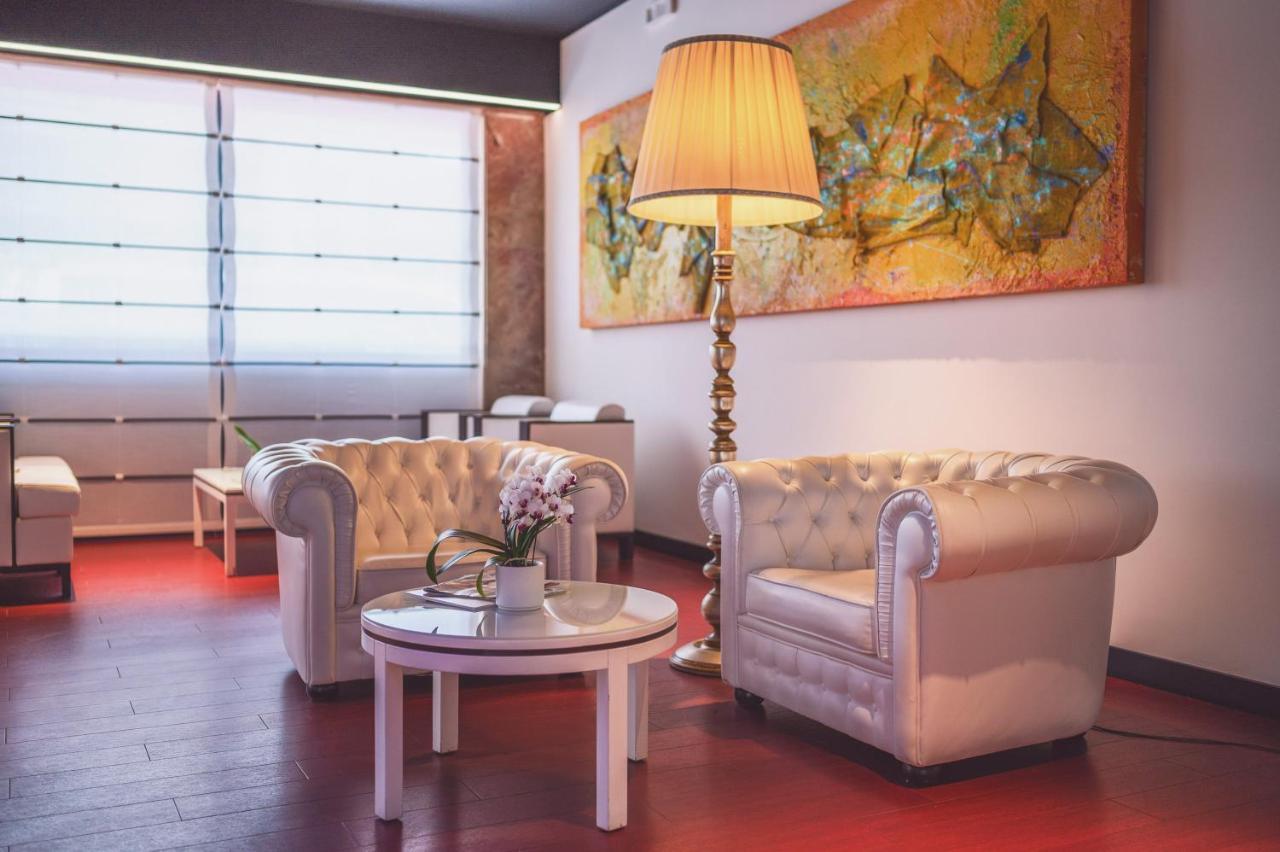 לידו די ג'סולו Hotel Cesare Augustus מראה חיצוני תמונה